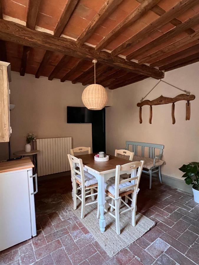Borgo Al Canto Degli Alberi ルッカ エクステリア 写真